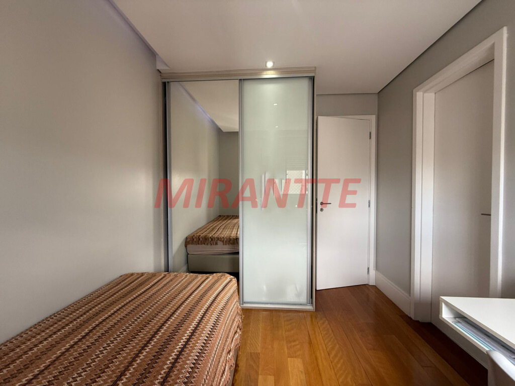 Apartamento de 140m² com 3 quartos em Santa Teresinha