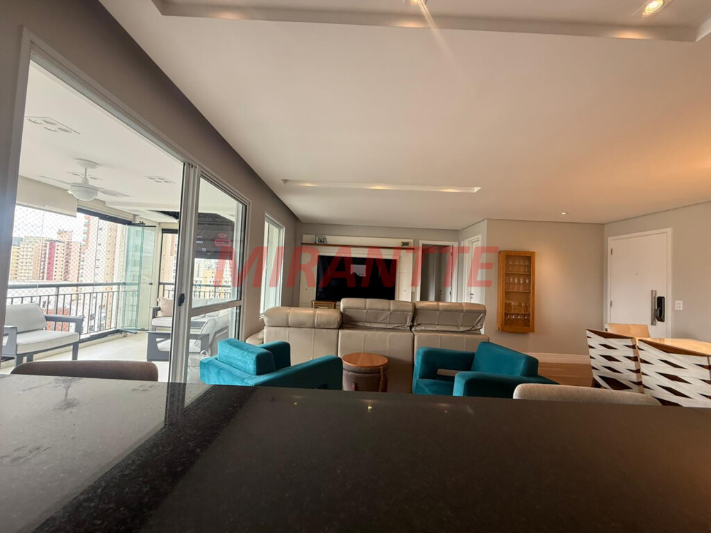 Apartamento de 140m² com 3 quartos em Santa Teresinha