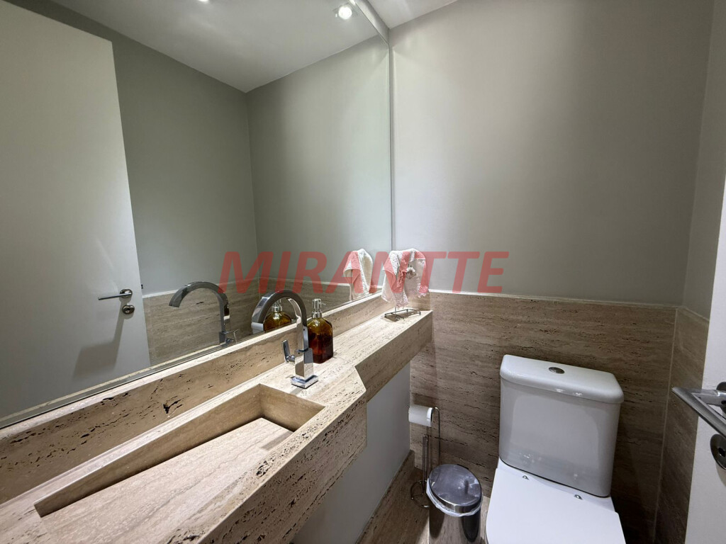 Apartamento de 140m² com 3 quartos em Santa Teresinha
