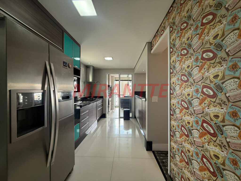 Apartamento de 140m² com 3 quartos em Santa Teresinha