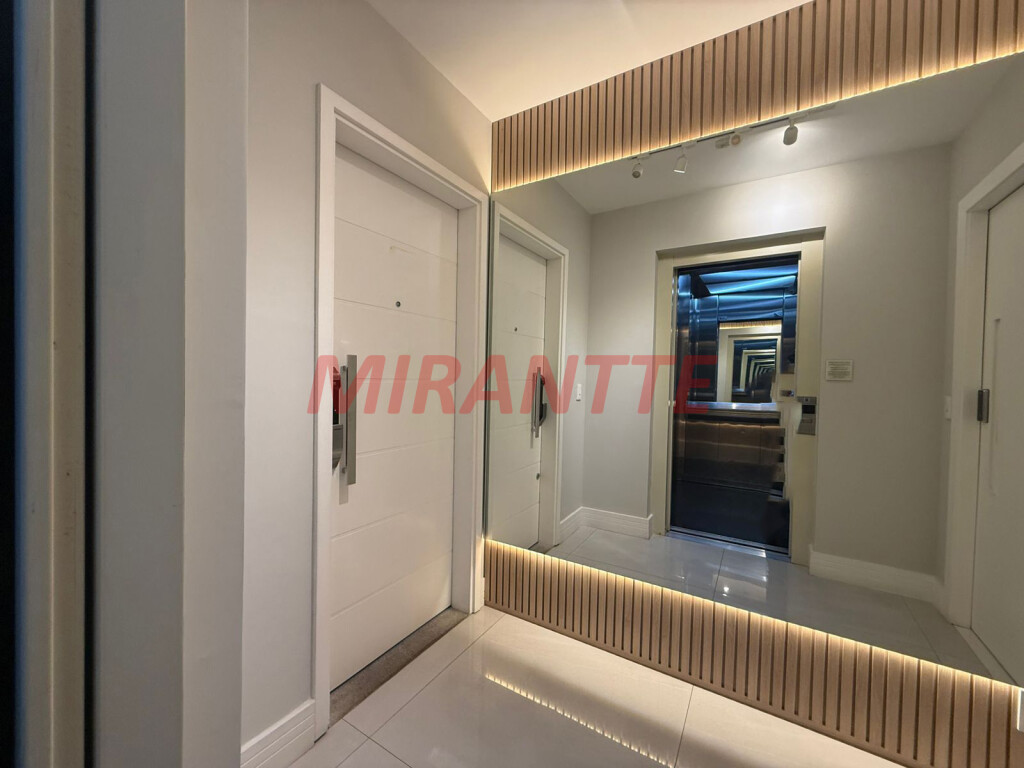 Apartamento de 140m² com 3 quartos em Santa Teresinha