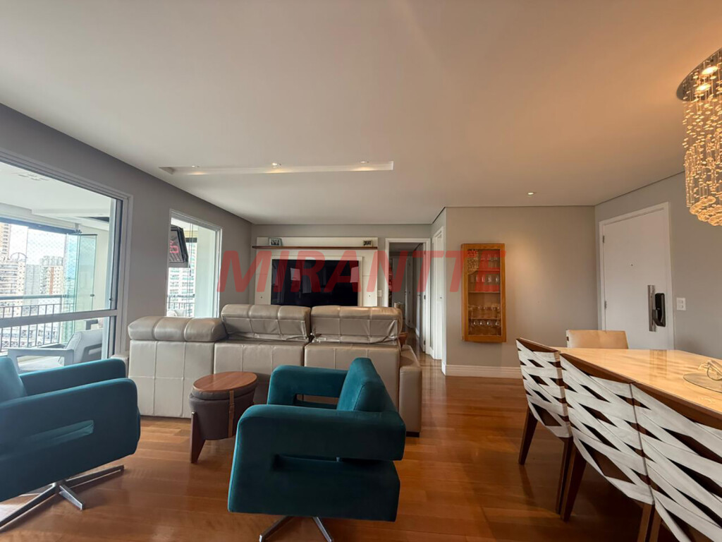 Apartamento de 140m² com 3 quartos em Santa Teresinha