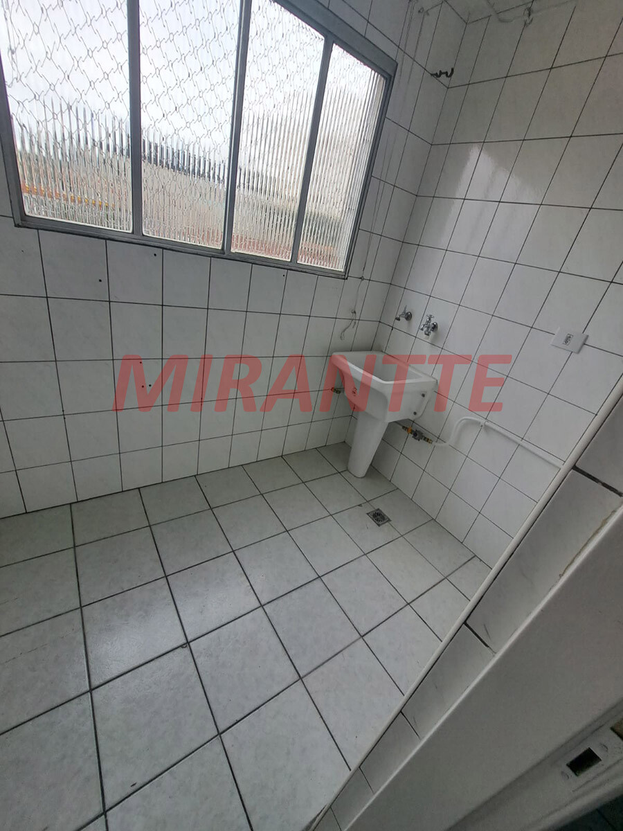 Apartamento de 68m² com 2 quartos em Água Fria