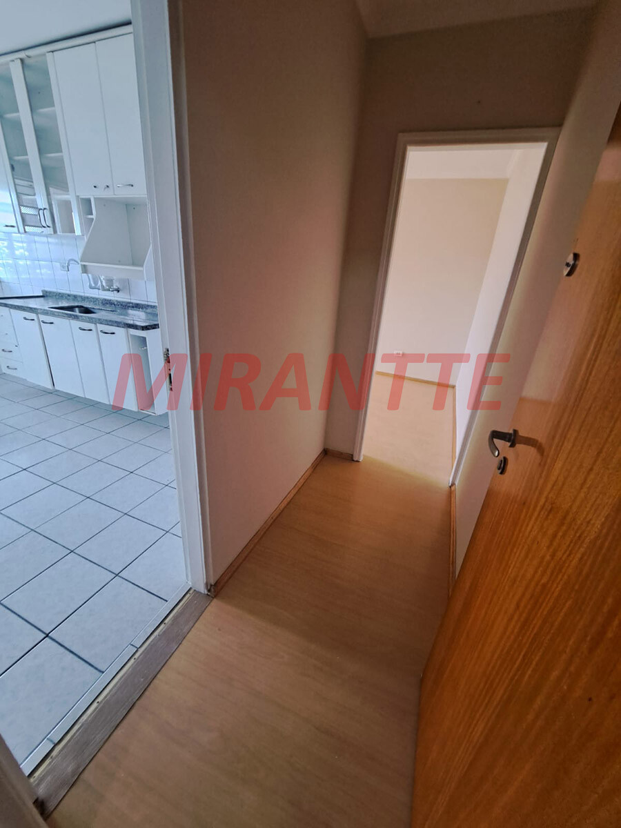 Apartamento de 68m² com 2 quartos em Água Fria