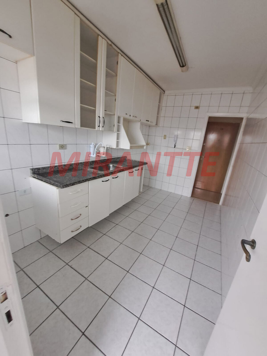 Apartamento de 68m² com 2 quartos em Água Fria
