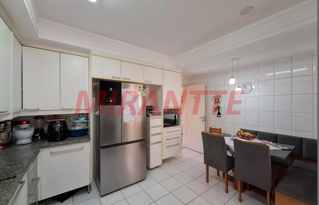 Apartamento de 124m² com 3 quartos em Santa Teresinha