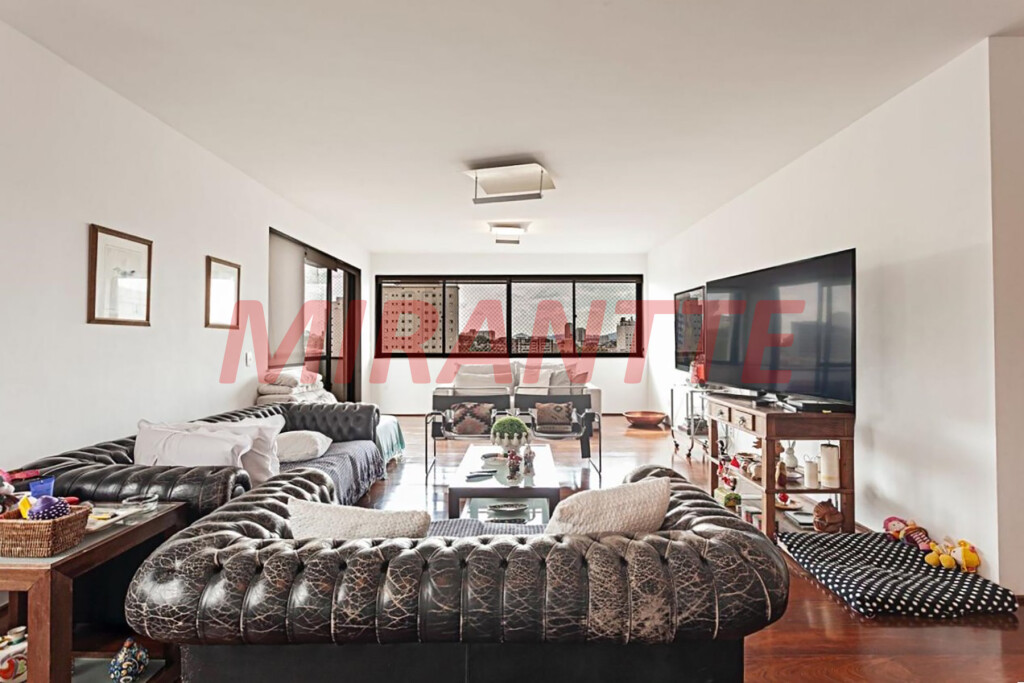 Apartamento de 199m² com 4 quartos em Lapa