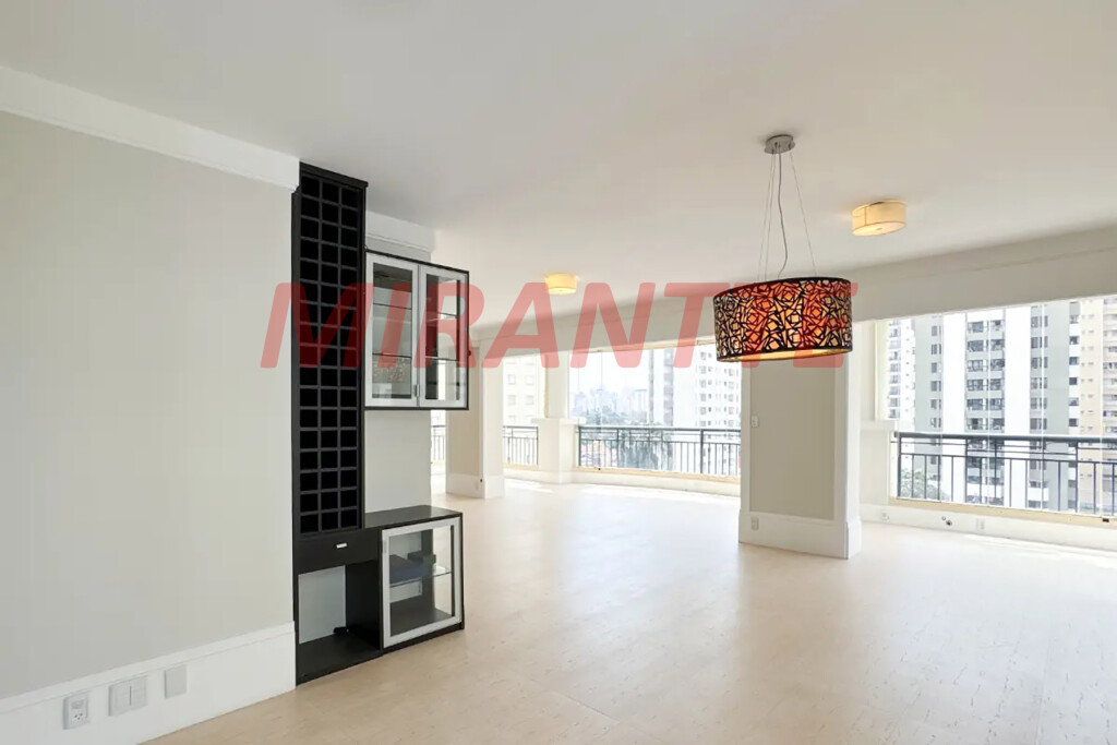 Apartamento de 198m² com 3 quartos em Brooklin