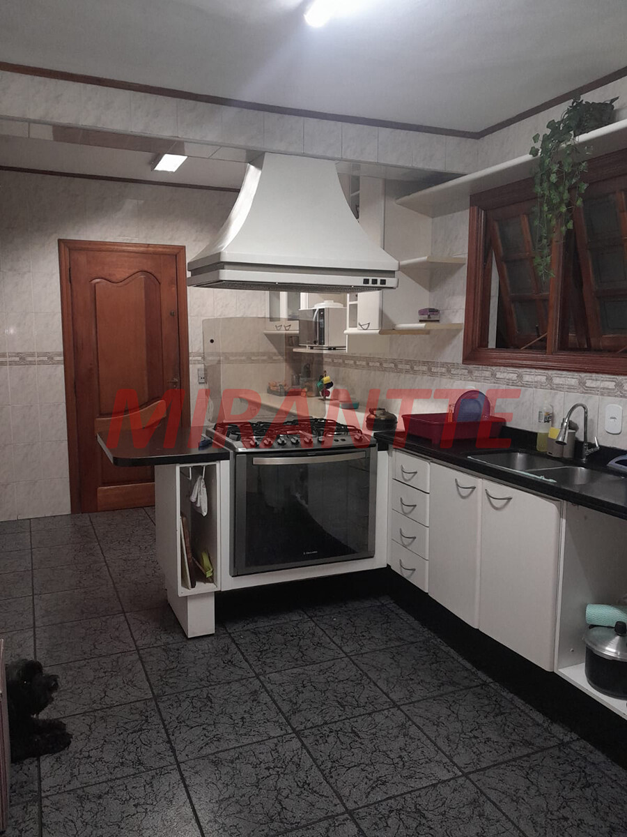 Casa terrea de 188m² com 3 quartos em Lauzane Paulista