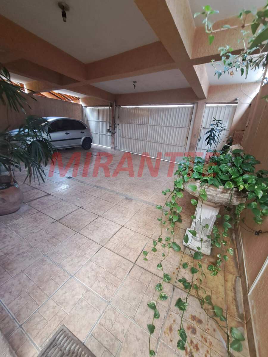 Sobrado de 190m² com 3 quartos em Cachoeirinha