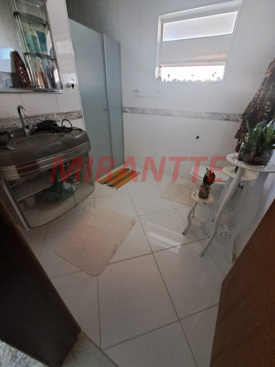 Sobrado de 190m² com 3 quartos em Cachoeirinha