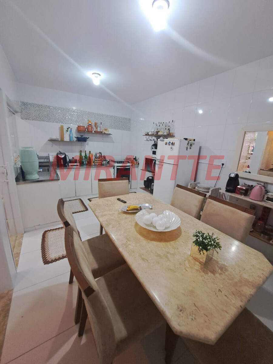 Sobrado de 190m² com 3 quartos em Cachoeirinha