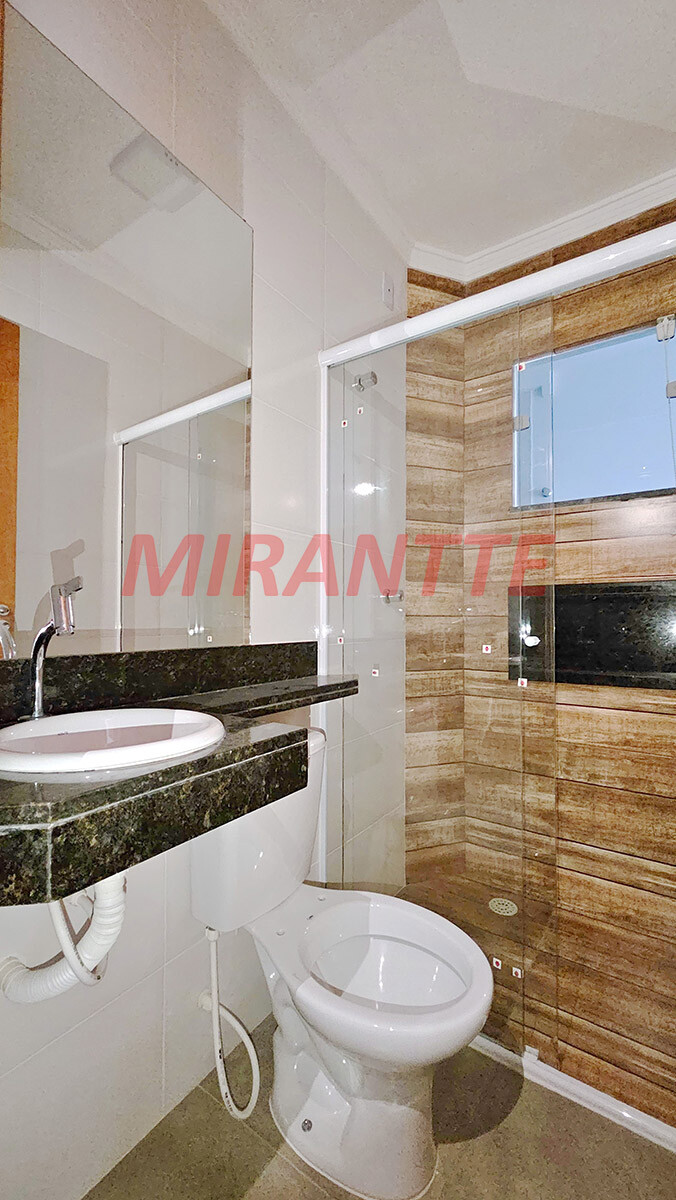 Apartamento de 40m² com 2 quartos em Vila Romero