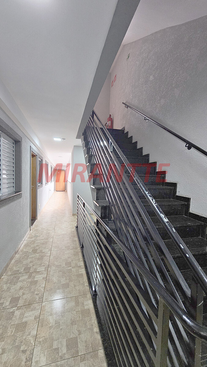 Apartamento de 40m² com 2 quartos em Vila Romero