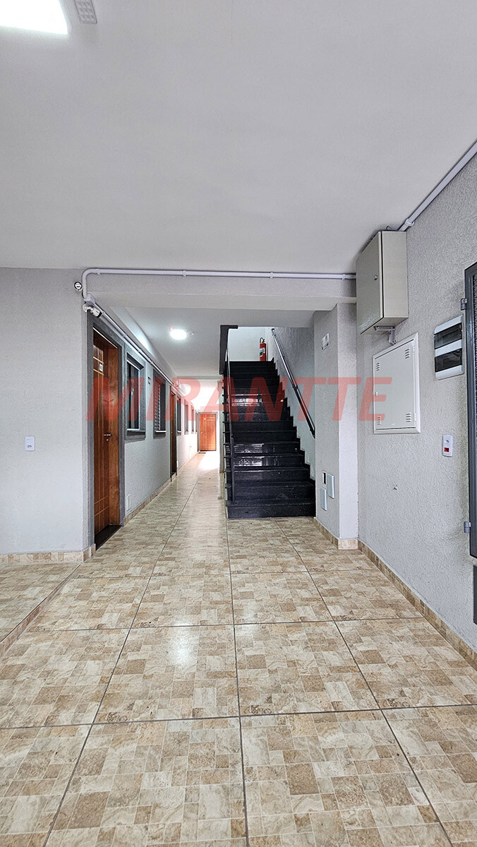 Apartamento de 44m² com 2 quartos em Vila Romero