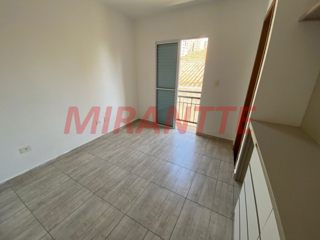 Cond. fechado de 107m² com 2 quartos em Santa Teresinha