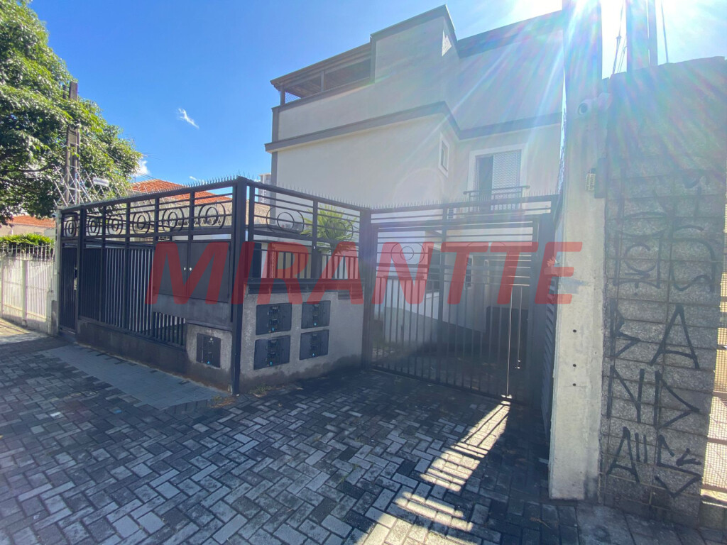 Cond. fechado de 107m² com 2 quartos em Santa Teresinha