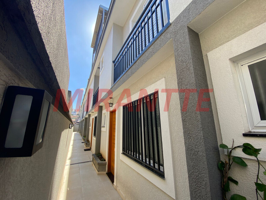 Cond. fechado de 107m² com 2 quartos em Santa Teresinha