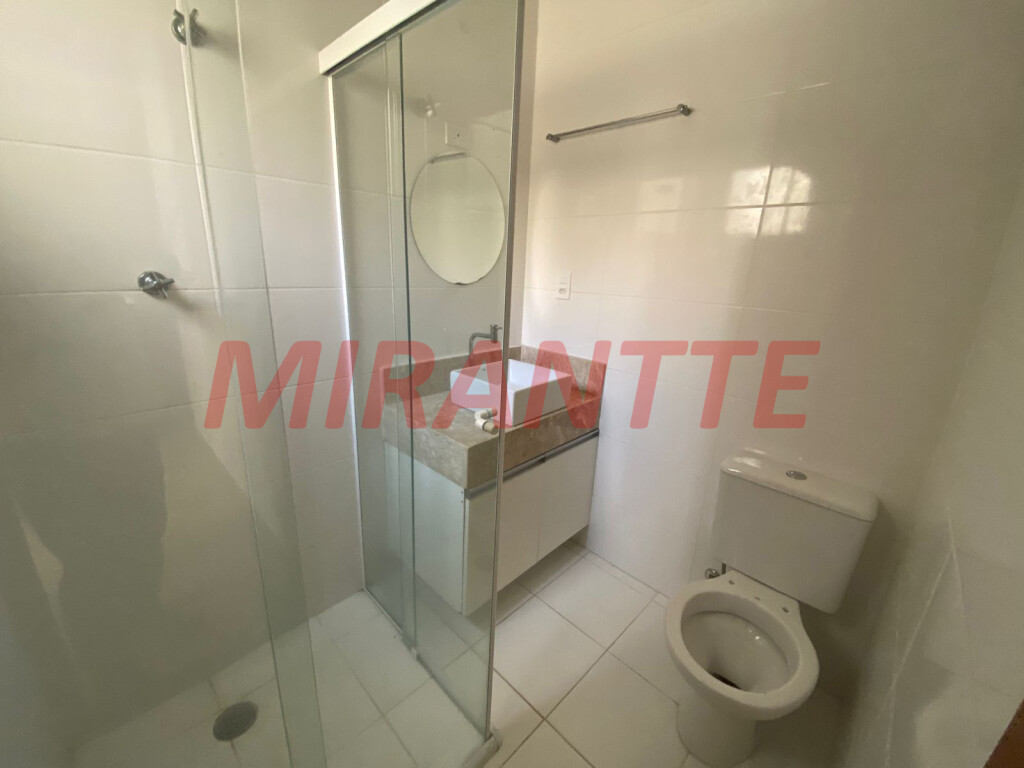 Cond. fechado de 107m² com 2 quartos em Santa Teresinha