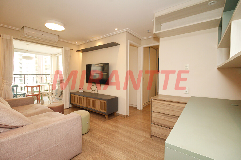 Apartamento de 62m² com 2 quartos em Santana
