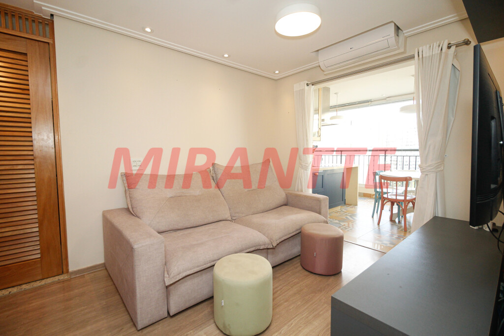 Apartamento de 62m² com 2 quartos em Santana