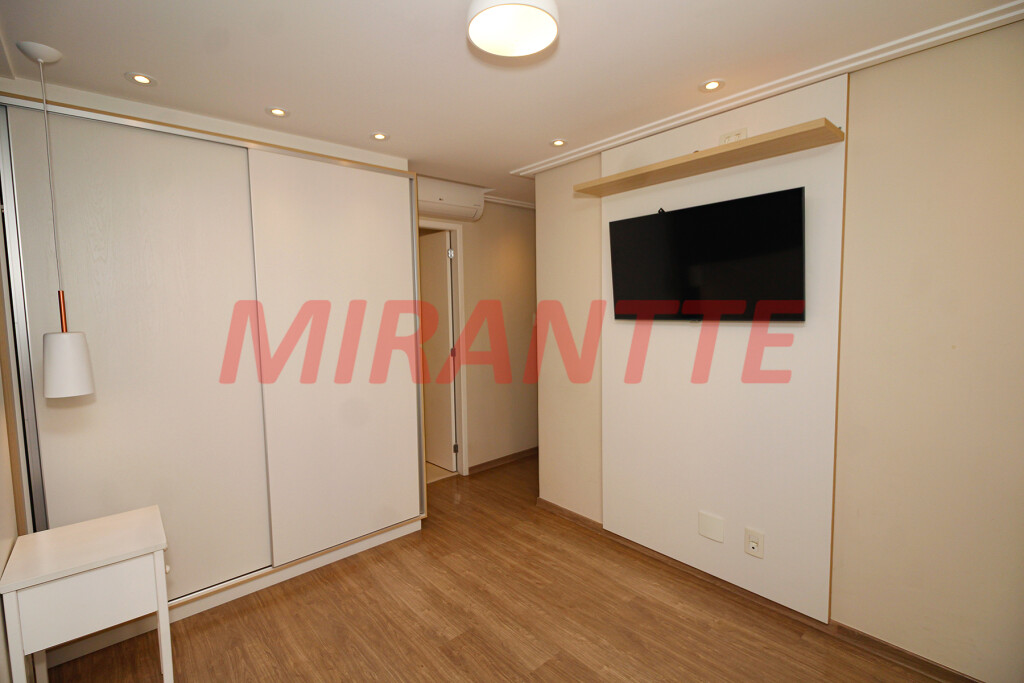 Apartamento de 62m² com 2 quartos em Santana