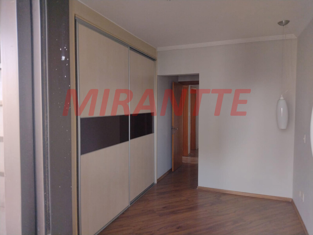 Apartamento de 80m² com 3 quartos em Santana