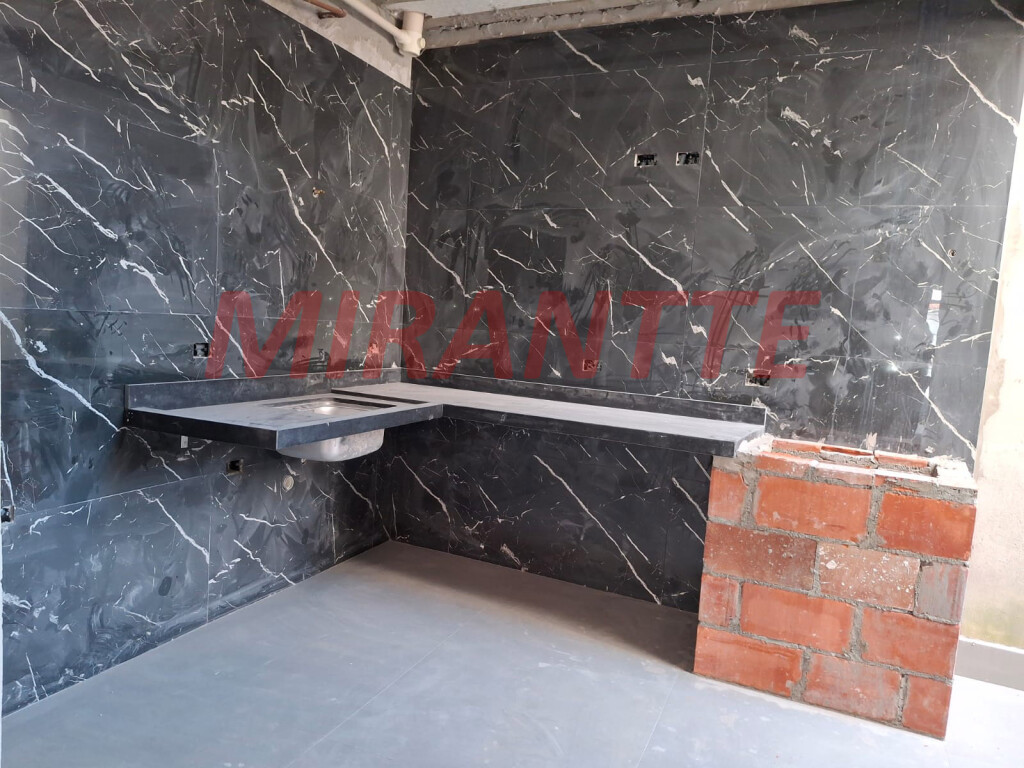 Sobrado de 130m² com 3 quartos em Santa Teresinha