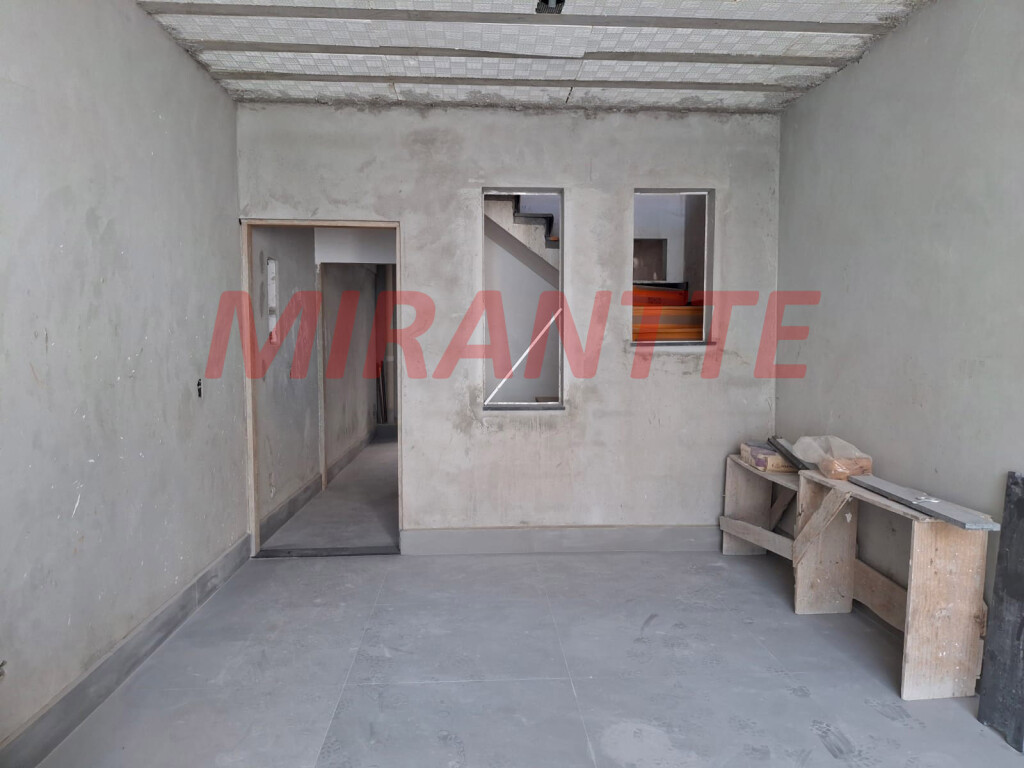 Sobrado de 130m² com 3 quartos em Santa Teresinha