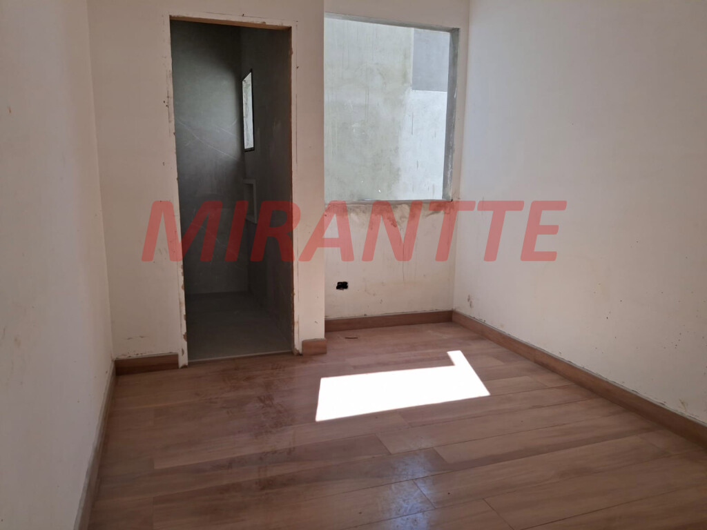 Sobrado de 130m² com 3 quartos em Santa Teresinha
