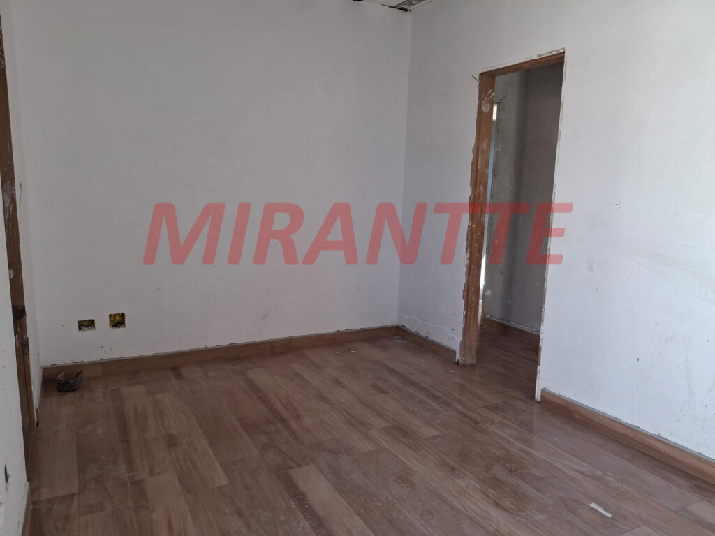 Sobrado de 130m² com 3 quartos em Santa Teresinha