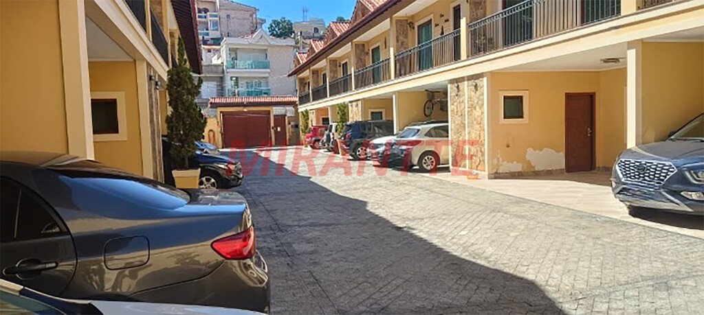 Cond. fechado de 110m² com 3 quartos em Vila Santos