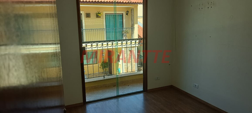 Cond. fechado de 110m² com 3 quartos em Vila Santos
