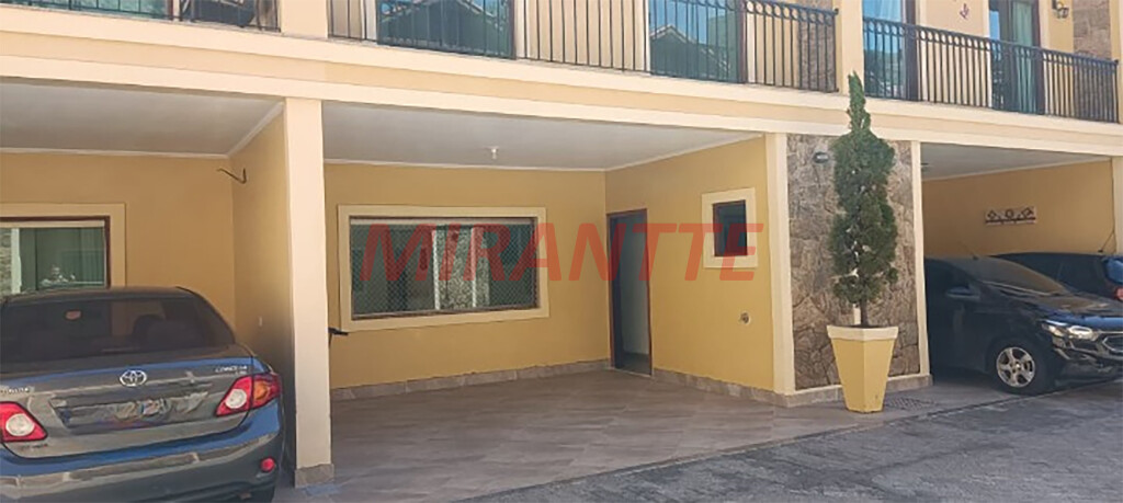 Cond. fechado de 110m² com 3 quartos em Vila Santos