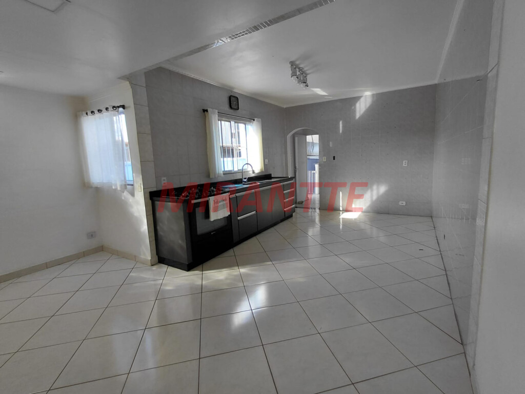 Sobrado de 500m² com 3 quartos em Vila Celeste