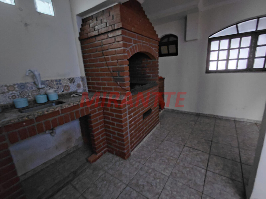Sobrado de 500m² com 3 quartos em Vila Celeste
