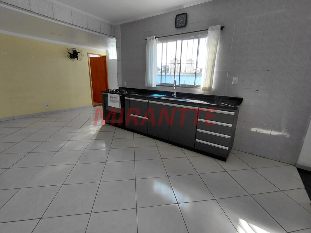Sobrado de 500m² com 3 quartos em Vila Celeste