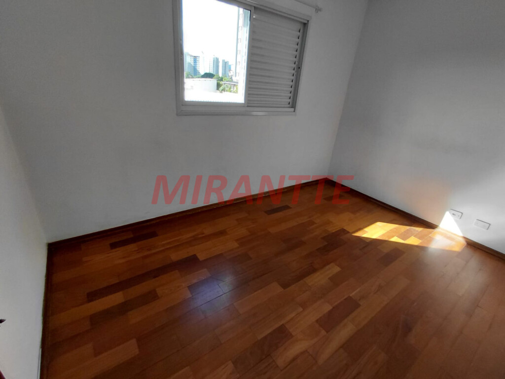 Sobrado de 500m² com 3 quartos em Vila Celeste