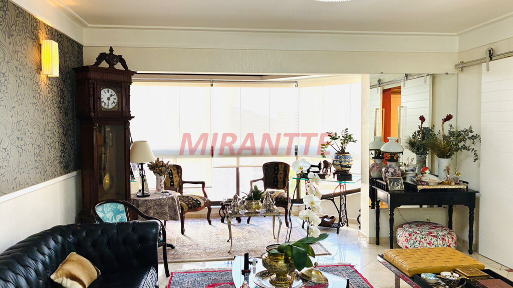 Apartamento de 147m² com 3 quartos em Santana