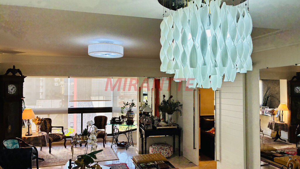 Apartamento de 147m² com 3 quartos em Santana