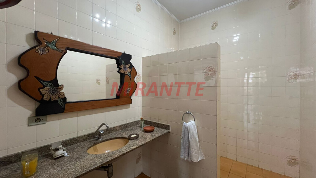 Sobrado de 361m² com 4 quartos em Jardim São Bento