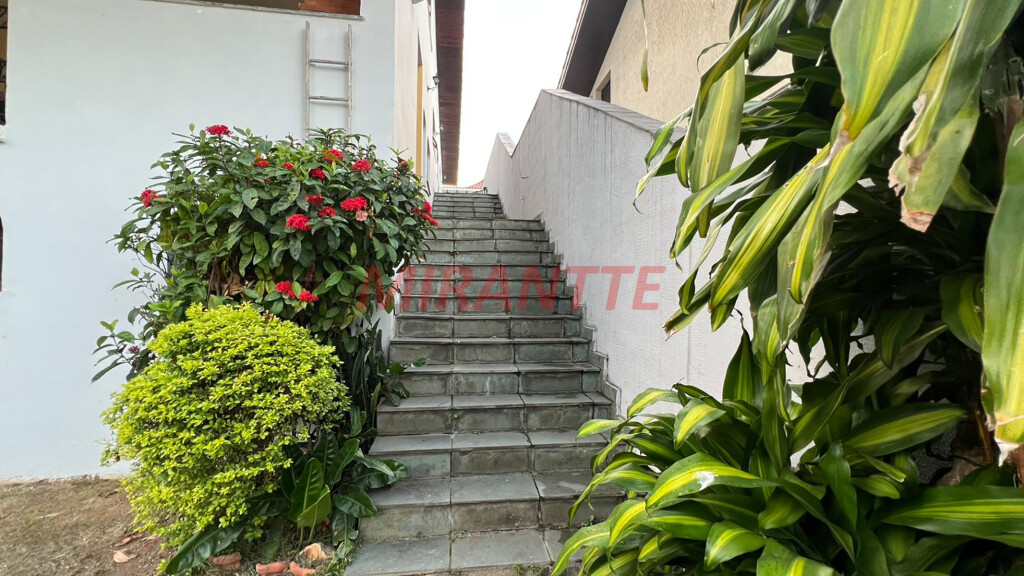 Sobrado de 361m² com 4 quartos em Jardim São Bento