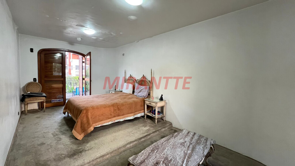 Sobrado de 361m² com 4 quartos em Jardim São Bento