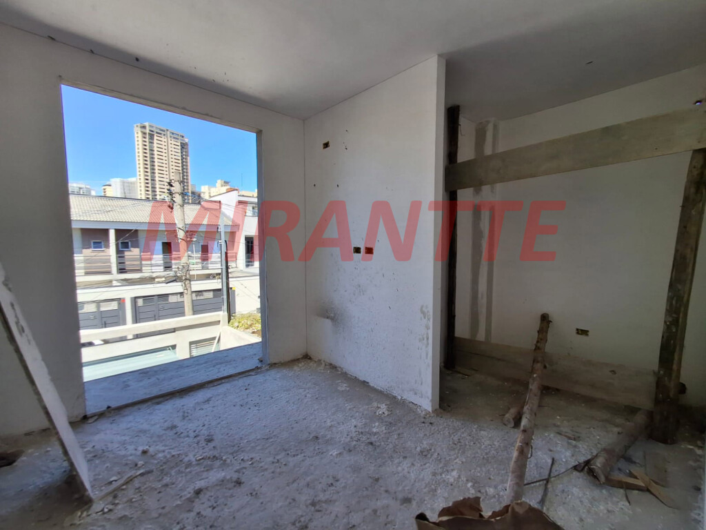 Sobrado de 168m² com 3 quartos em Santa Teresinha