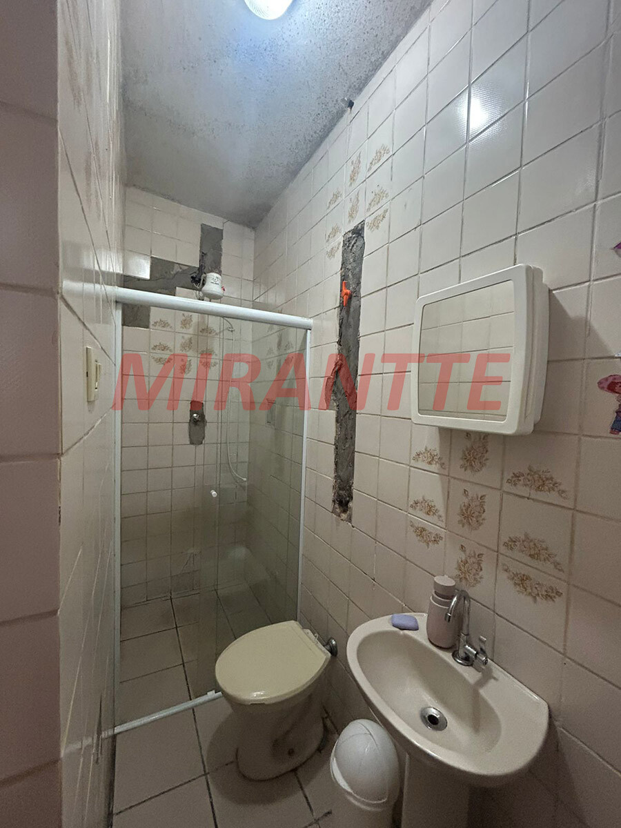 Casa terrea com 4 quartos em Vila Isolina Mazzei
