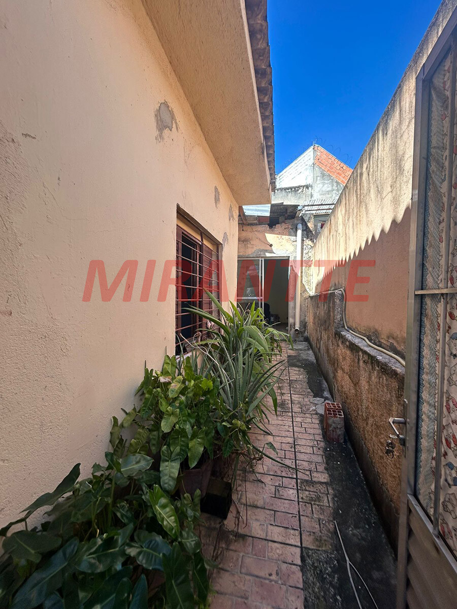 Casa terrea com 4 quartos em Vila Isolina Mazzei