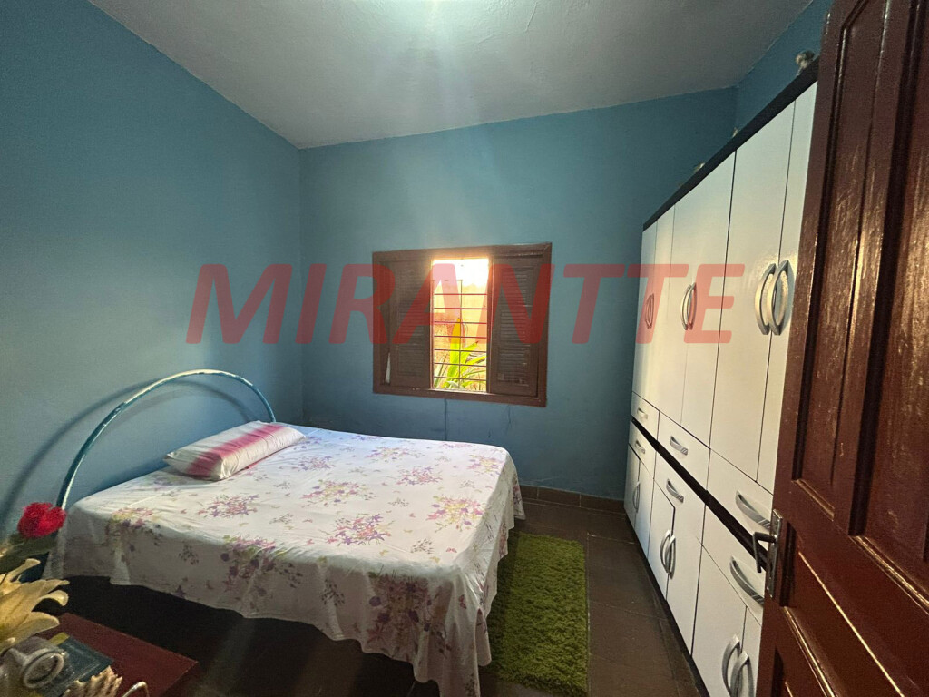 Casa terrea com 4 quartos em Vila Isolina Mazzei