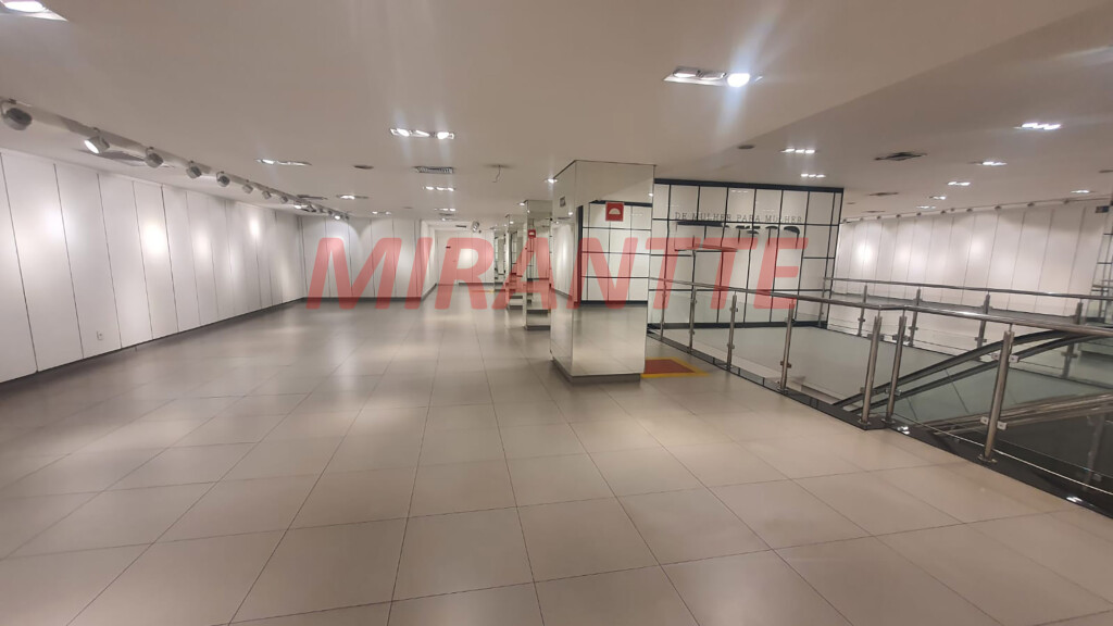 Comercial de 1735m² em Vila Nova Cachoeirinha