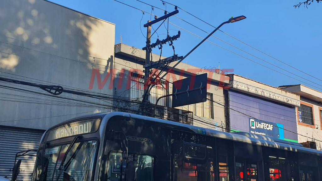 Comercial de 1735m² em Vila Nova Cachoeirinha