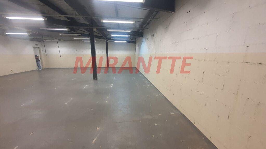 Comercial de 1735m² em Vila Nova Cachoeirinha